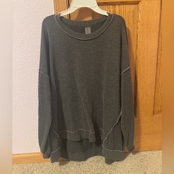 Altar'd State Gray Ribbed Sweater - Picture 1 of 3